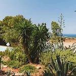 Kubo Sea Views Luxury Escape